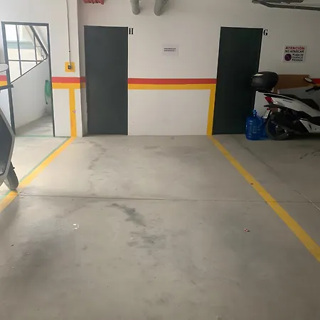 Centrico Con Parking Apartment *